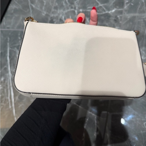 ✨Auth✨Michael Kors Beige Crossbody Bag Trio - Picture 3 of 4